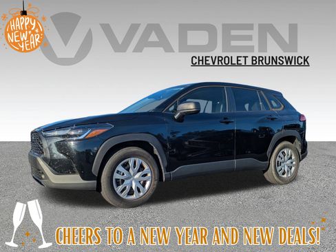 Used 2023 Toyota Corolla Cross L image 1