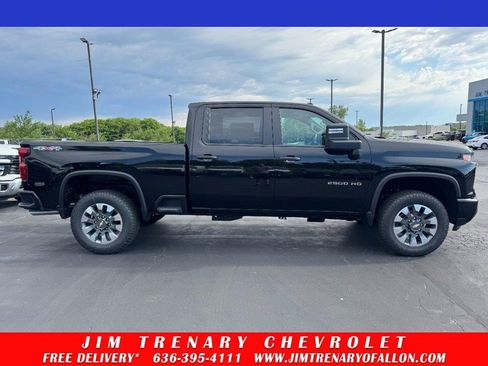 New 2026 Chevrolet Silverado 2500 Custom AWD/4WD image 1