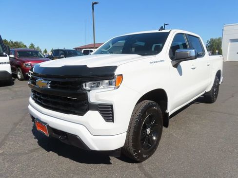 Used 2025 Chevrolet Silverado 1500 LT w/ Protection Package AWD/4WD image 3