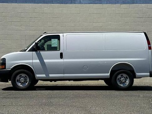 New 2026 Chevrolet Express 2500 w/ Driver Convenience Package RWD image 9