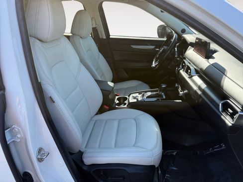 Used 2021 MAZDA CX-5 Touring w/ Touring Preferred SV Package image 19