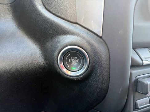 Used 2025 Chevrolet Silverado 3500 W/T image 25