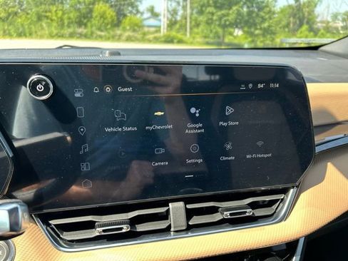 New 2026 Chevrolet Equinox ACTIV w/ Convenience Package III image 16