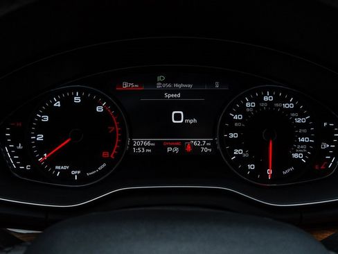 Used 2023 Audi Q5 2.0T Premium w/ Convenience Package image 15