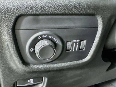 Used 2024 Jeep Grand Cherokee L Laredo w/ Trailer Tow Package AWD/4WD image 13