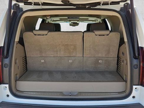 Used 2016 Chevrolet Tahoe LTZ AWD/4WD image 12