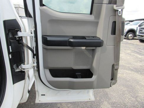 Used 2018 Ford F250 XL w/ Power Equipment Group RWD image 21