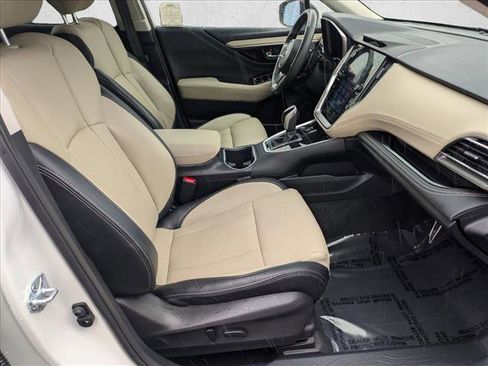 Used 2023 Subaru Outback Limited image 19