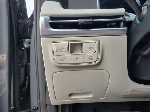 New 2026 Hyundai Tucson Limited image 14