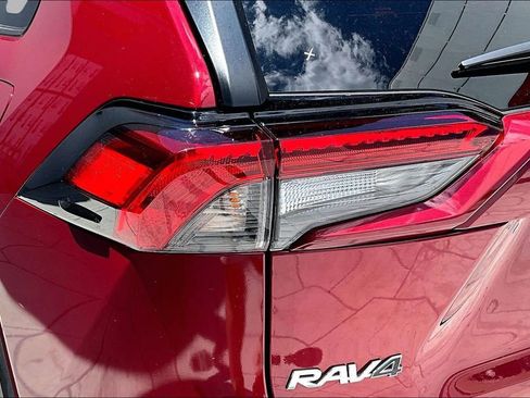 Used 2024 Toyota RAV4 LE FWD image 25