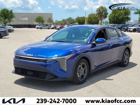 Used 2025 Kia K4 LXS FWD image 7