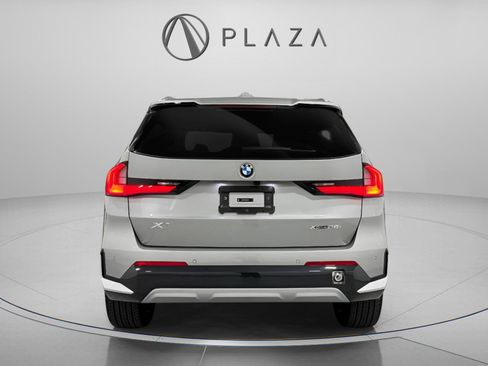 Used 2026 BMW X1 xDrive28i w/ Technology Package image 5
