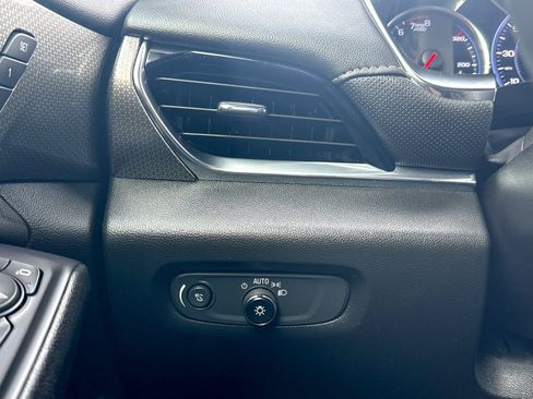 Certified 2023 Chevrolet Traverse Premier w/ Redline Edition image 42