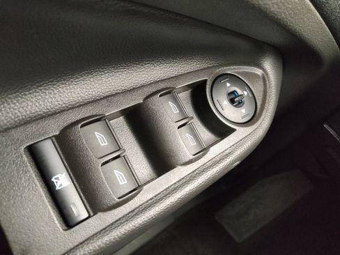 Used 2018 Ford Escape SE w/ SE Sync 3 Package image 27