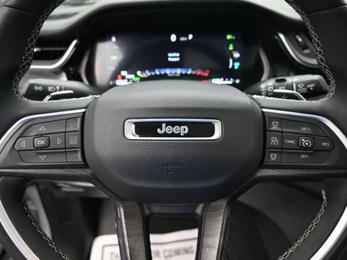 Used 2023 Jeep Grand Cherokee 4WD 4xe image 20