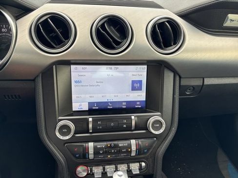 Used 2022 Ford Mustang Premium RWD image 21