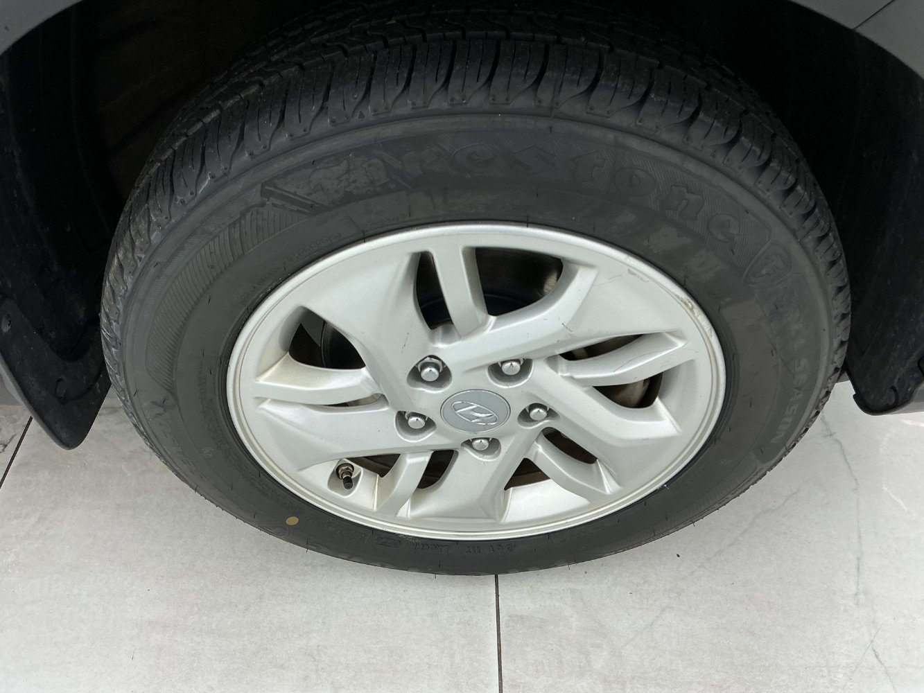 Used 2021 Hyundai Venue SE FWD image 46