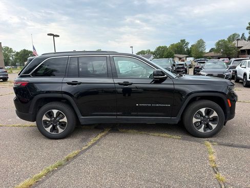 Used 2024 Jeep Grand Cherokee Limited 4xe AWD/4WD image 4