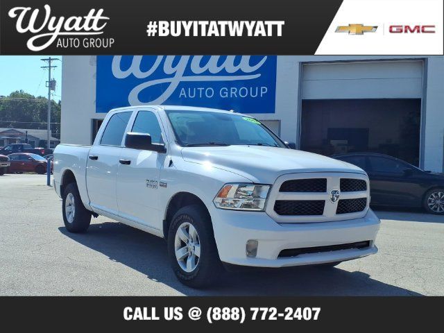 Used 2017 RAM 1500 Express AWD/4WD image 1