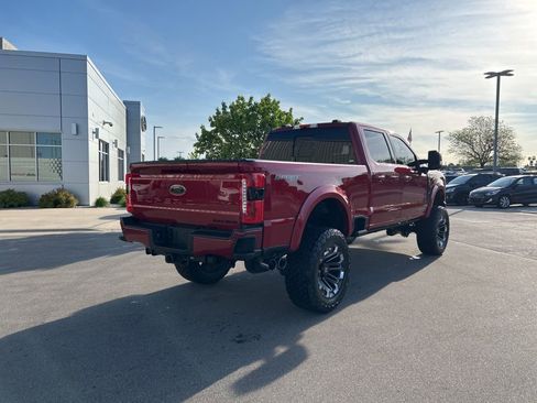 Used 2024 Ford F250 Lariat w/ Lariat Ultimate Package AWD/4WD image 7