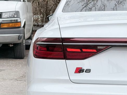 Used 2022 Audi S8 image 13