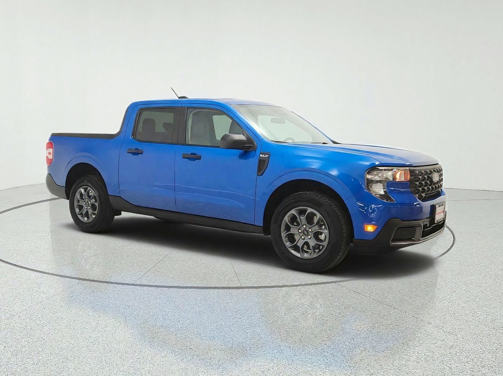 Used 2026 Ford Maverick XLT w/ Equipment Group 301A AWD/4WD image 3