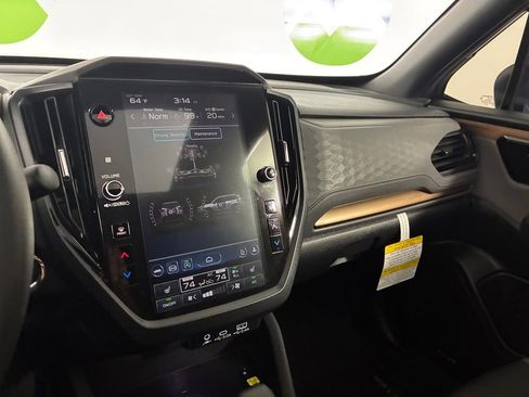 Used 2025 Subaru Forester Sport image 15