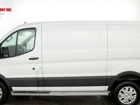Used 2024 Ford Transit 250 Low Roof w/ Exterior Upgrade Package image 4
