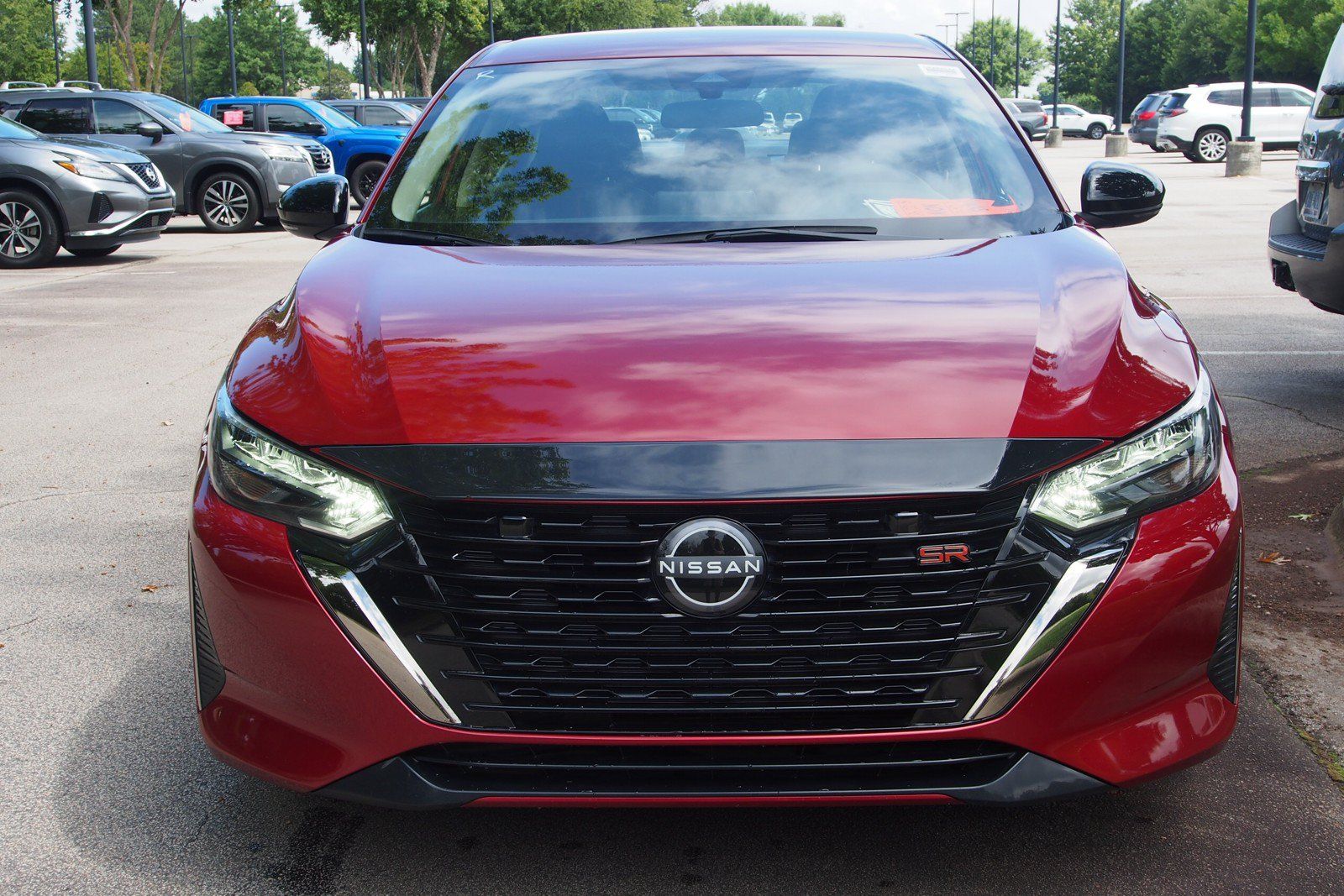 Used 2024 Nissan Sentra SR FWD image 2