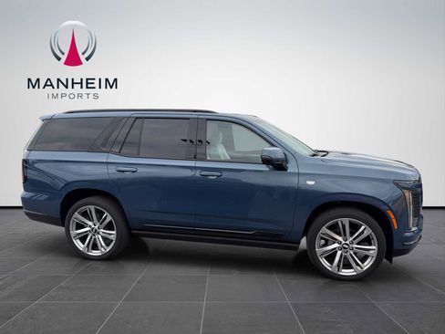 Used 2026 Cadillac Escalade Platinum Sport AWD/4WD image 7