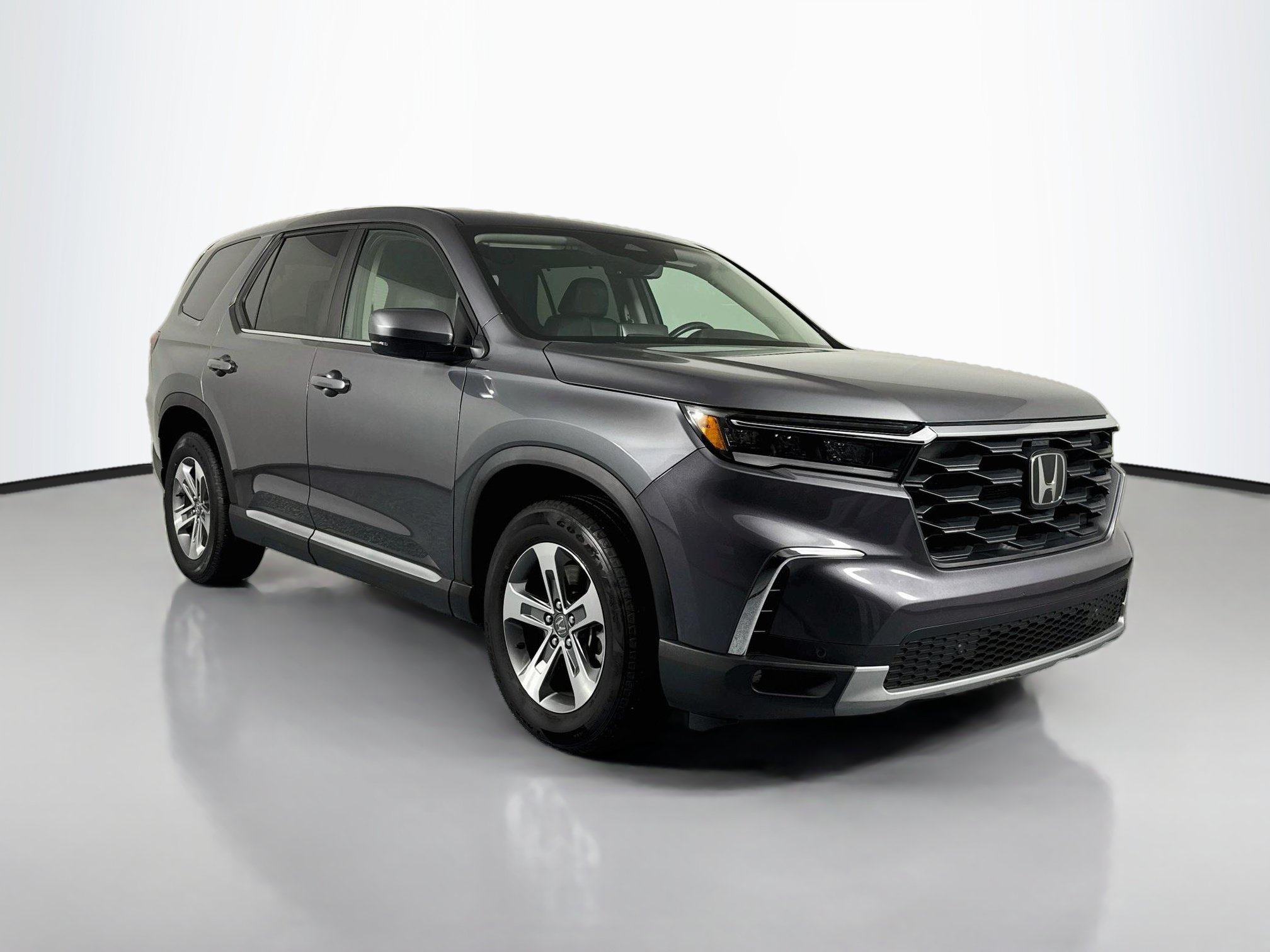 Certified 2024 Honda Pilot EX-L image 3