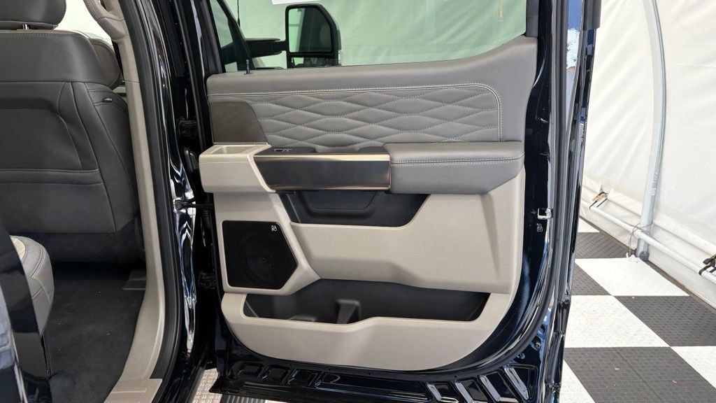 New 2026 Ford F450 Platinum w/ Platinum Plus Package AWD/4WD image 29