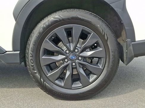 Used 2023 Subaru Outback Onyx Edition image 8