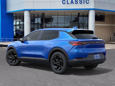 New 2026 Chevrolet Equinox EV LT image 3