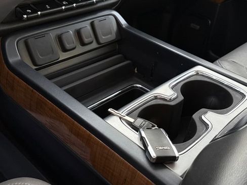 Used 2014 GMC Sierra 1500 SLT w/ SLT Crew Cab Value Package image 26