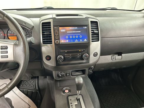 Used 2020 Nissan Frontier S AWD/4WD image 18