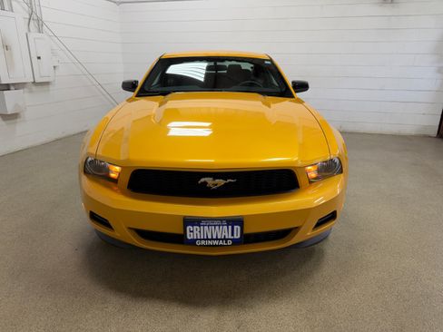 Used 2012 Ford Mustang Coupe w/ V6 Performance Pkg RWD image 18