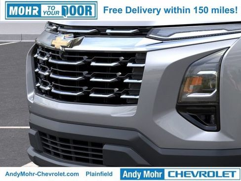 New 2026 Chevrolet Equinox LT w/ Safety and Technology Package FWD image 17