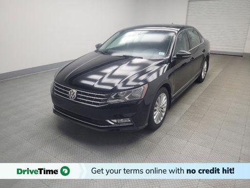 Used 2016 Volkswagen Passat 1.8T SE FWD image 1