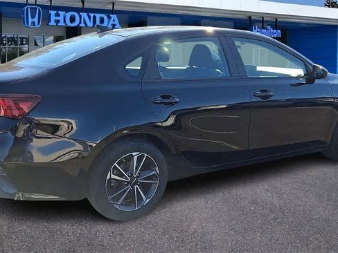 Used 2022 Kia Forte LXS image 8