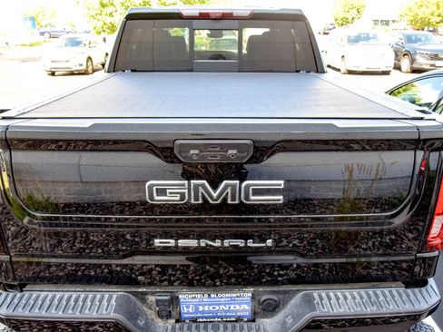 Used 2024 GMC Sierra 1500 Denali AWD/4WD image 5
