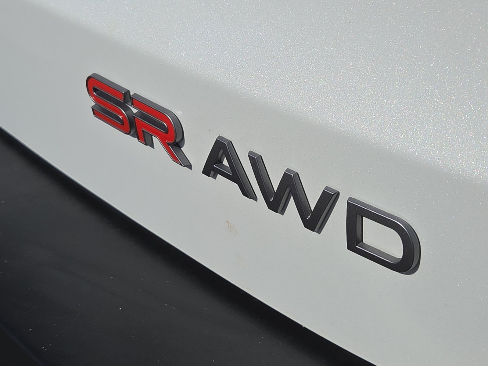 Used 2025 Nissan Kicks SR w/ Illumination Package AWD/4WD image 8