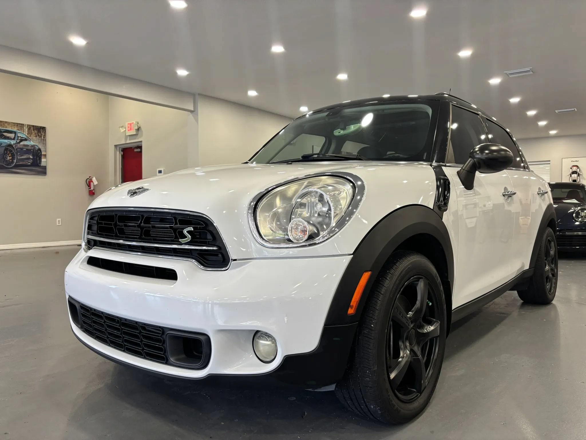 Used 2015 MINI Cooper Countryman S FWD image 3