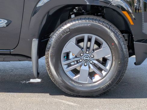 New 2026 Nissan Frontier SV w/ Tow Package image 10