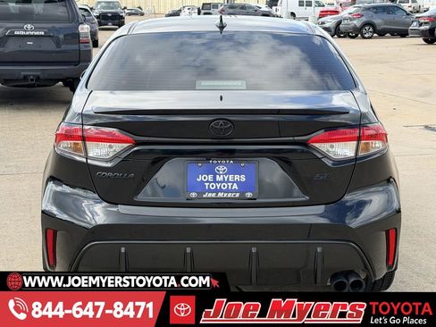 Used 2024 Toyota Corolla SE image 8