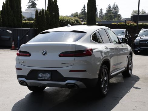 Used 2025 BMW X4 xDrive30i w/ Premium Package AWD/4WD image 8