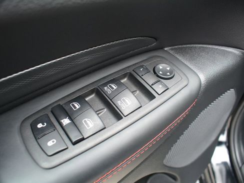 Used 2023 Dodge Durango GT AWD/4WD image 9