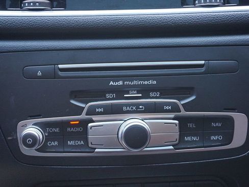 Used 2018 Audi Q3 2.0T Premium Plus image 39