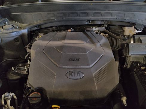 Used 2021 Kia Telluride S FWD image 30