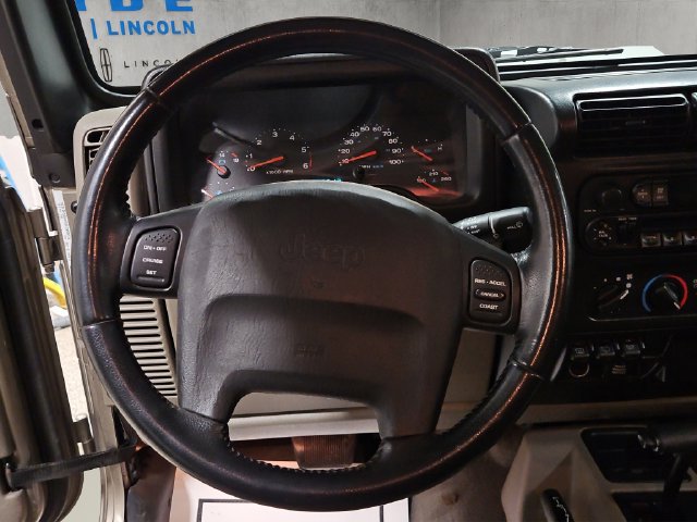 Used 2004 Jeep Wrangler 4WD w/ Dual Top Group image 14